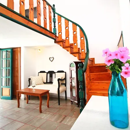 The Fisherman's House Santorini Guest house 3*