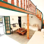 The Fisherman's House Santorini Gæstehus 4*