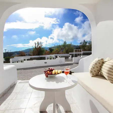 The Fisherman's House Santorini 4*